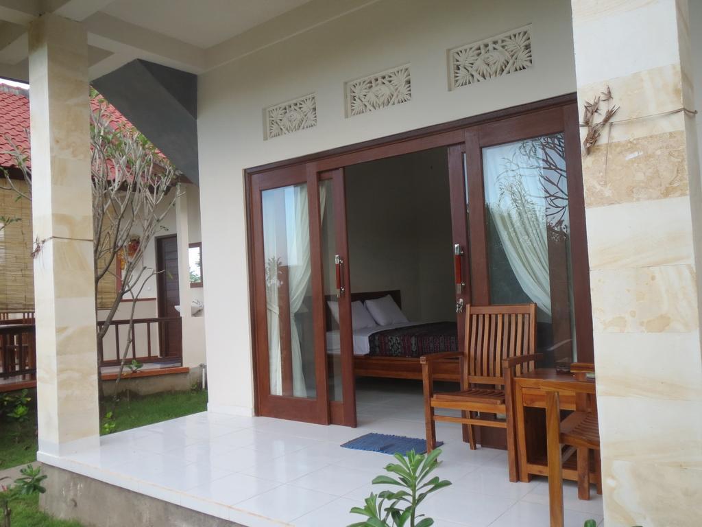 Mesari Homestay & Warung Amed Екстериор снимка