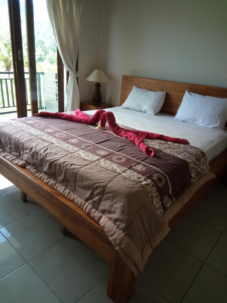 Mesari Homestay & Warung Amed Екстериор снимка